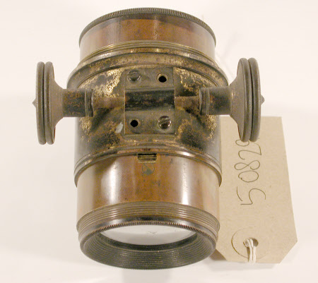 Lens