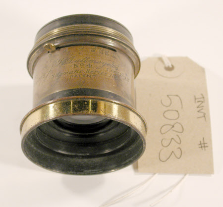 Lens