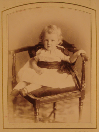 Cabinet card