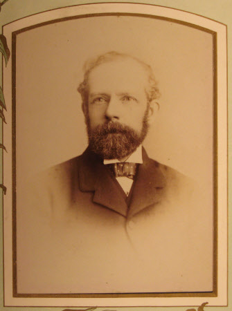 Cabinet card