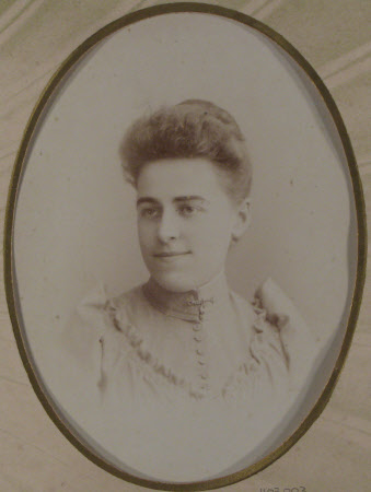 Cabinet card