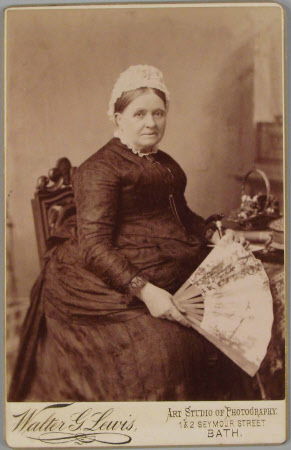 Cabinet card