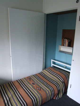 Built-in cupboard