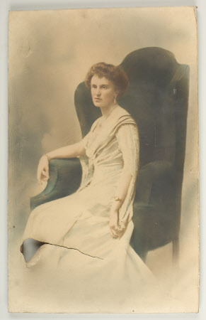 Mina Ethel Lowry, Mrs William Arbuthnot Lenox-Conyngham (1866 - 1961) 