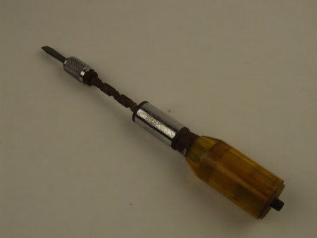 Ratchet screwdriver