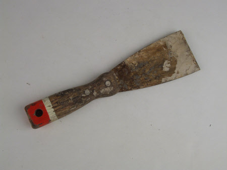 Paint scraper