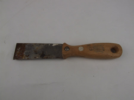 Paint scraper
