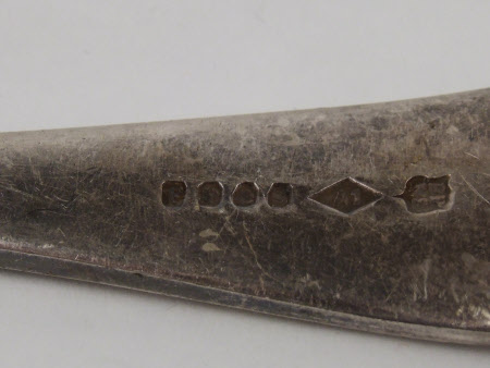 Serving spoon