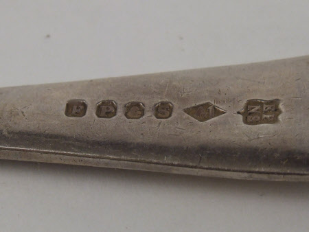 Dessert spoon