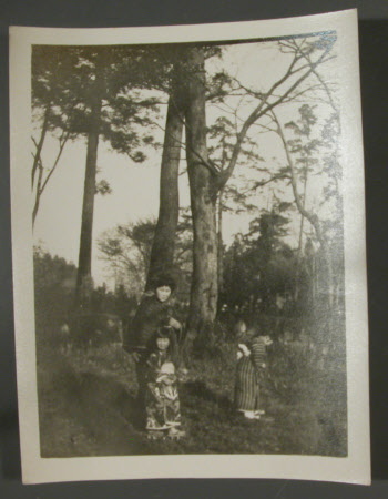 Mother and Children/Japan