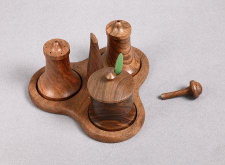 Cruet set