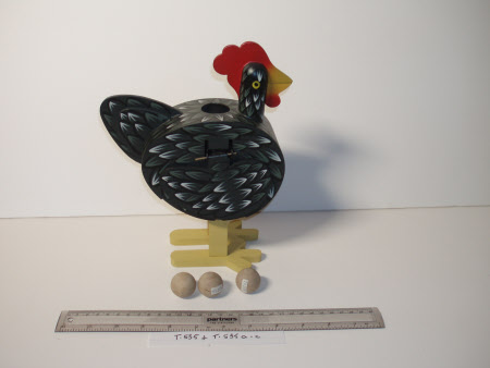 Toy hen