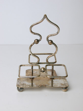 Cruet frame