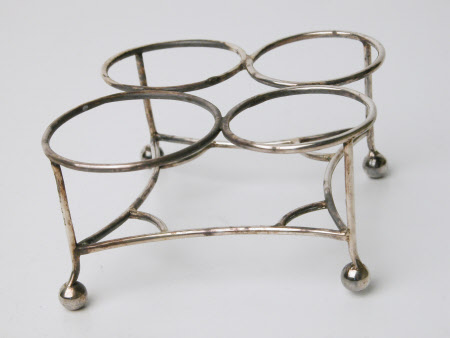 Cruet frame