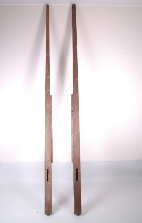 Head post