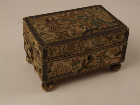 Raised work box