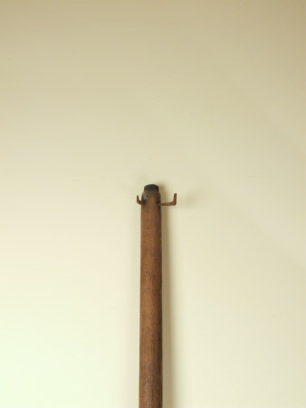 Foot post
