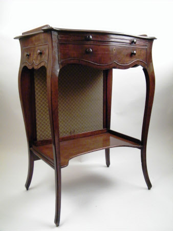 Writing table
