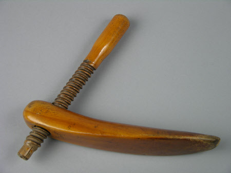 Boot stretcher