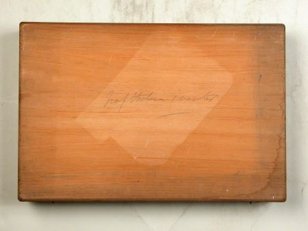 Specimen box