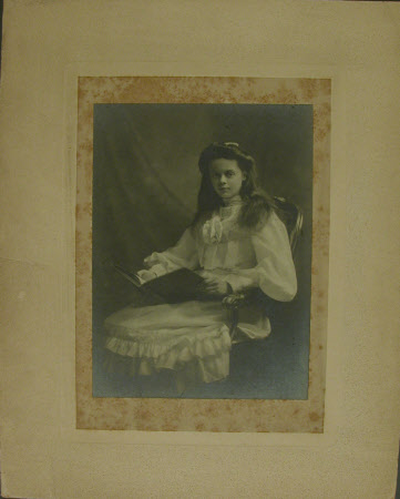 The Hon. Edith Violet Kathleen Agar-Robartes (1888-1965)