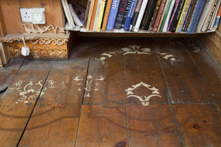 Decorated floorboard