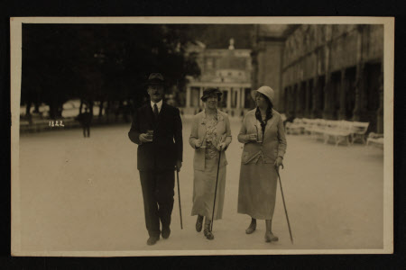 The Hon. Gerald Agar-Robartes, later 7th Viscount Clifden and The Hons.Everilda and Violet ...