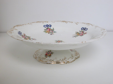 Serving dish