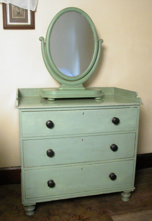 Dressing mirror