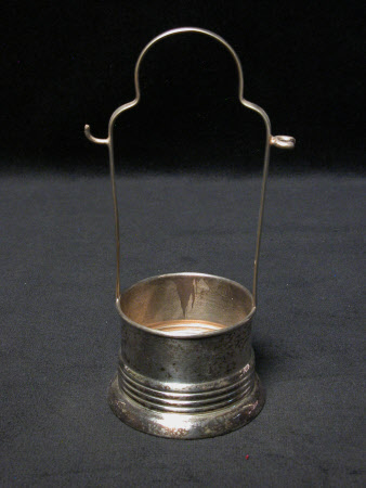 Cruet stand