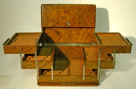Cigar box