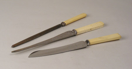 Bread knife