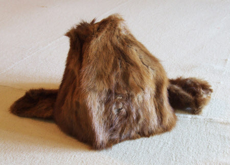Fur hat