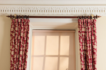 Curtain pole