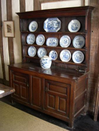Enclosed dresser