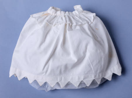 Doll's skirt