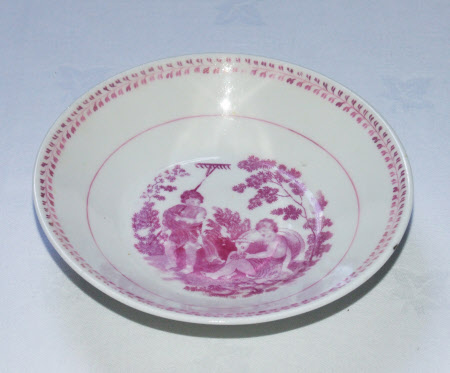 Tea cup saucer