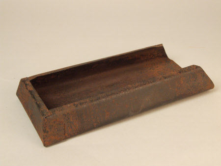 Unidentified item