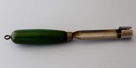 Apple corer