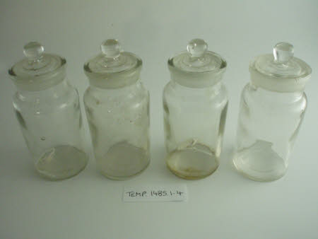 Glass jar