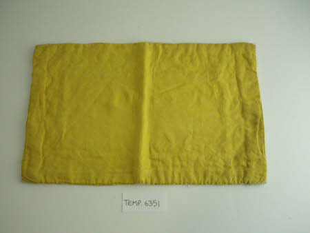Tray cloth