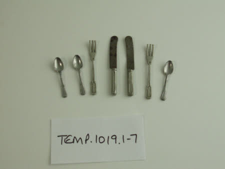 Doll's house cutlery