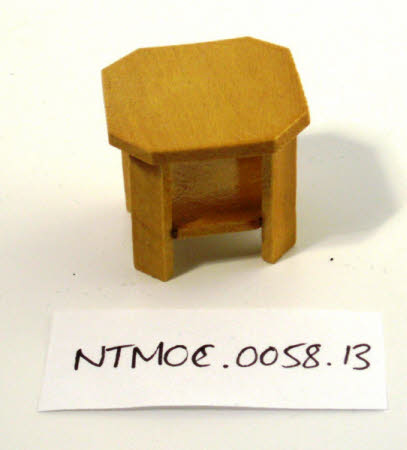 Doll's house table