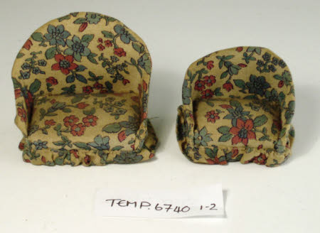 Doll's house furniture