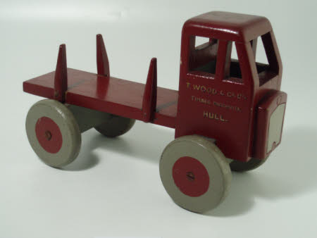 Toy lorry