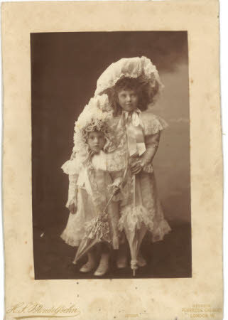 Countess Nadejda Mirkaelovna de Torby "Nada" (1896 - 1963) and Countess Anastasia Mikhailovna de ...