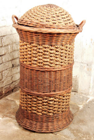 Linen basket