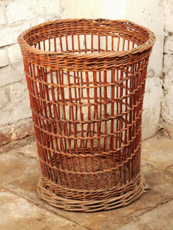 Linen basket