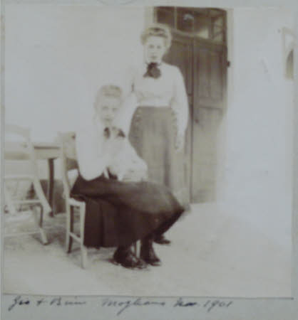 Gioconda Mary Hulton (1887-1940) and her sister, Edith Teresa Hulton, later Lady Berwick ...