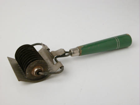 Parsley cutter